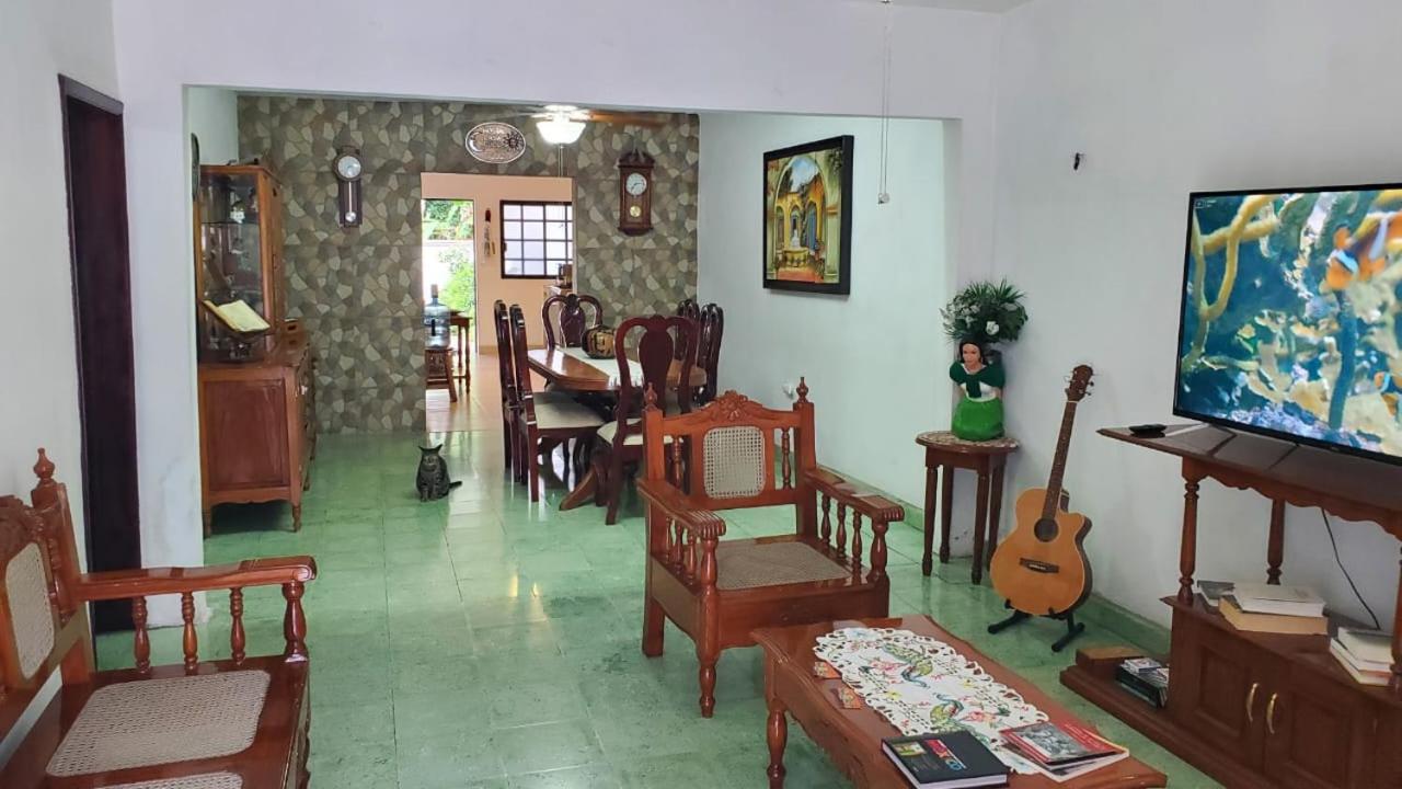 Hostal Casa Cucu - Wifi, Hot Water, Ac, Free Water Refill - Stay 3 Nights Or More And Get 1 Day Free Bikes & 1 Free Laundry Wash Valladolid  Exterior photo